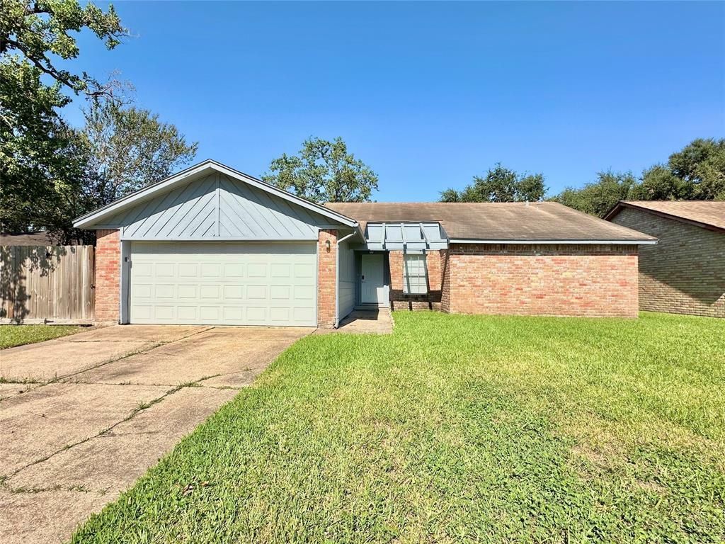 Property Photo:  14839 Beaconsfield Drive  TX 77015 