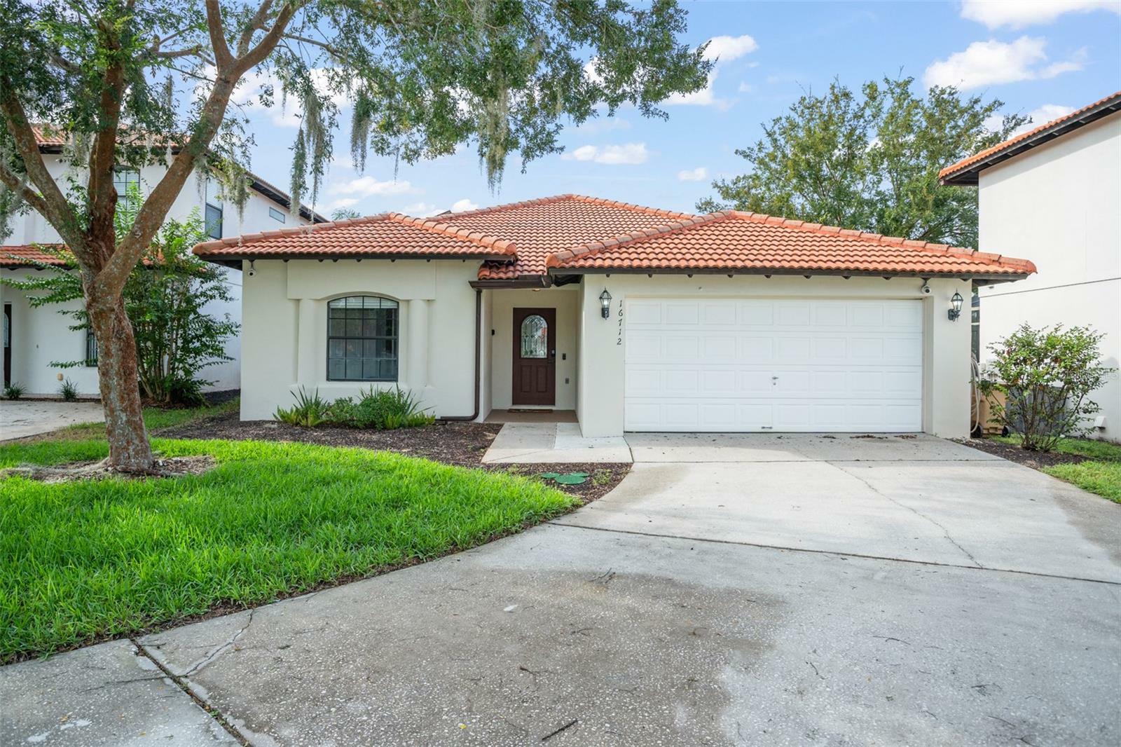 Property Photo:  16712 Lazy Breeze Loop  FL 34714 