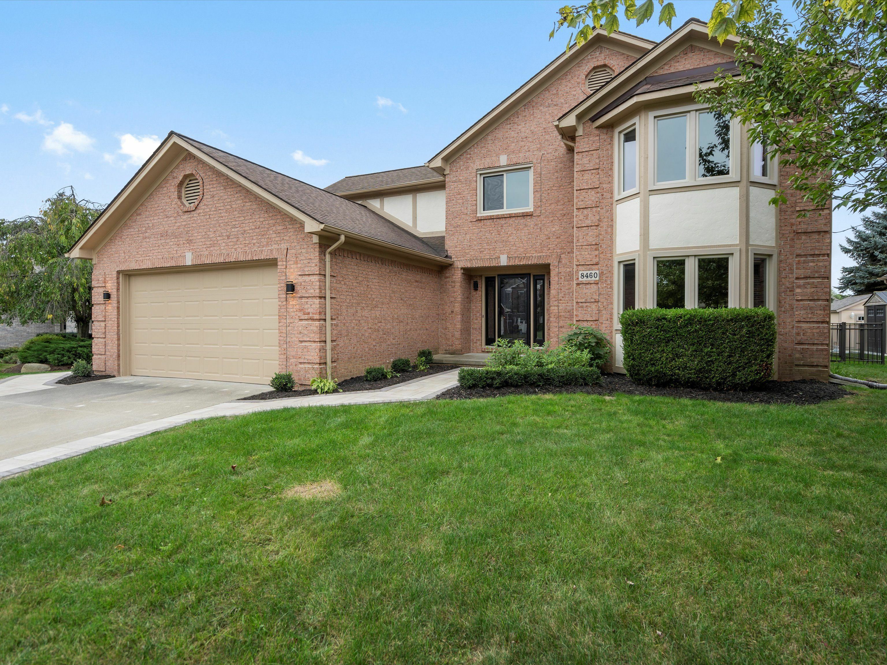 Property Photo:  8460 Frederick Drive  MI 48094 2958 