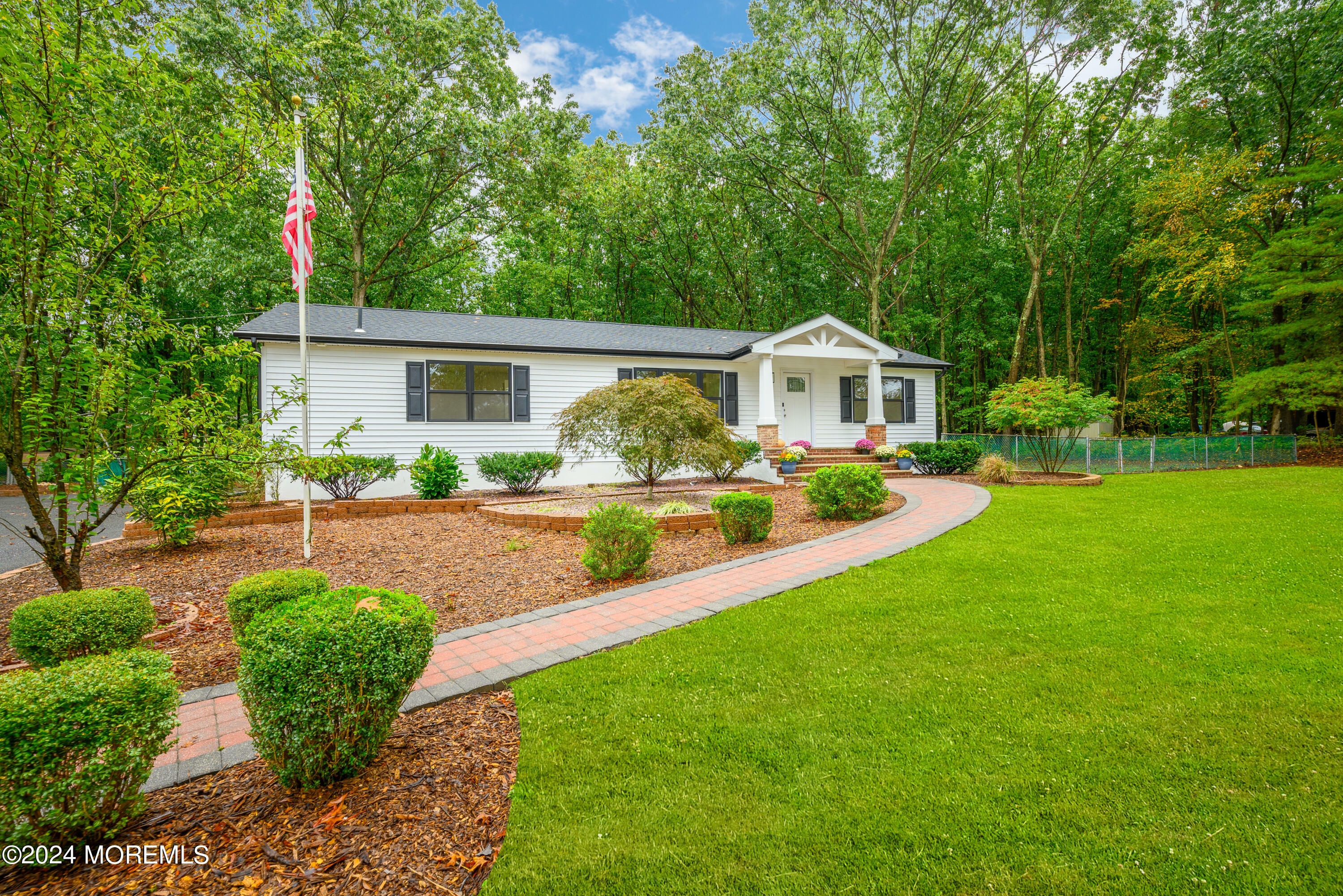 Property Photo:  50 Old Turkey Swamp Road  NJ 07728 