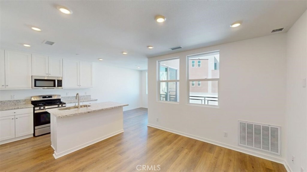 Property Photo:  4199 E Circle Paseo 203  CA 91764 