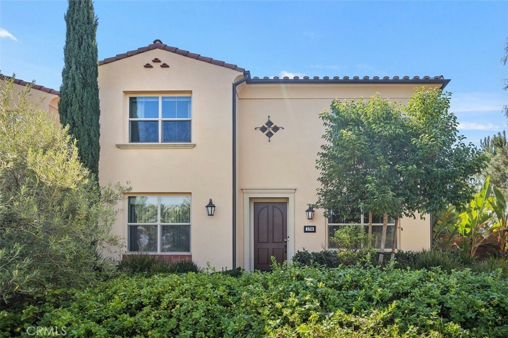 Property Photo:  170 Parkwood  CA 92620 