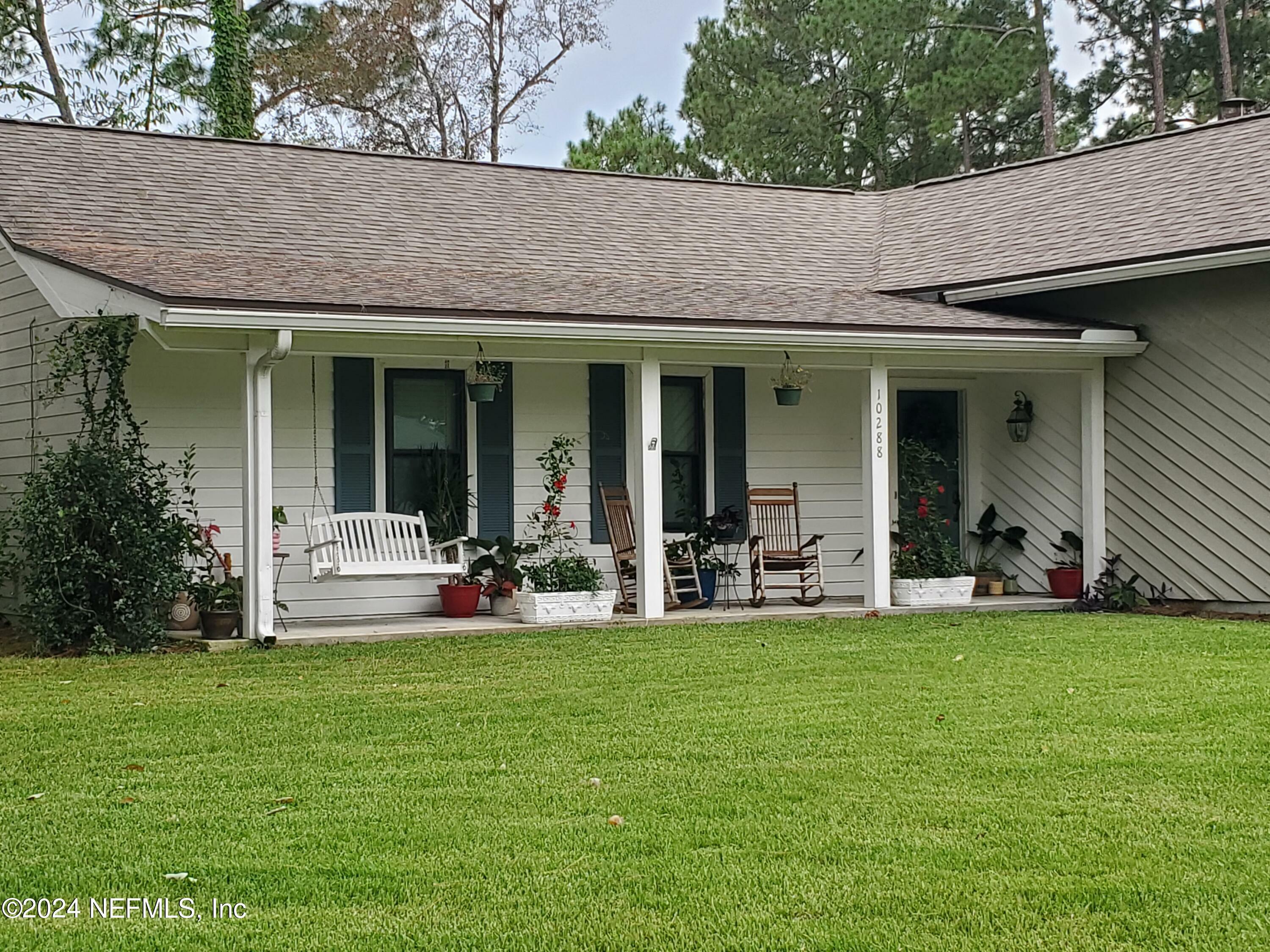 Property Photo:  10288 Bent Tree Lane  FL 32257 