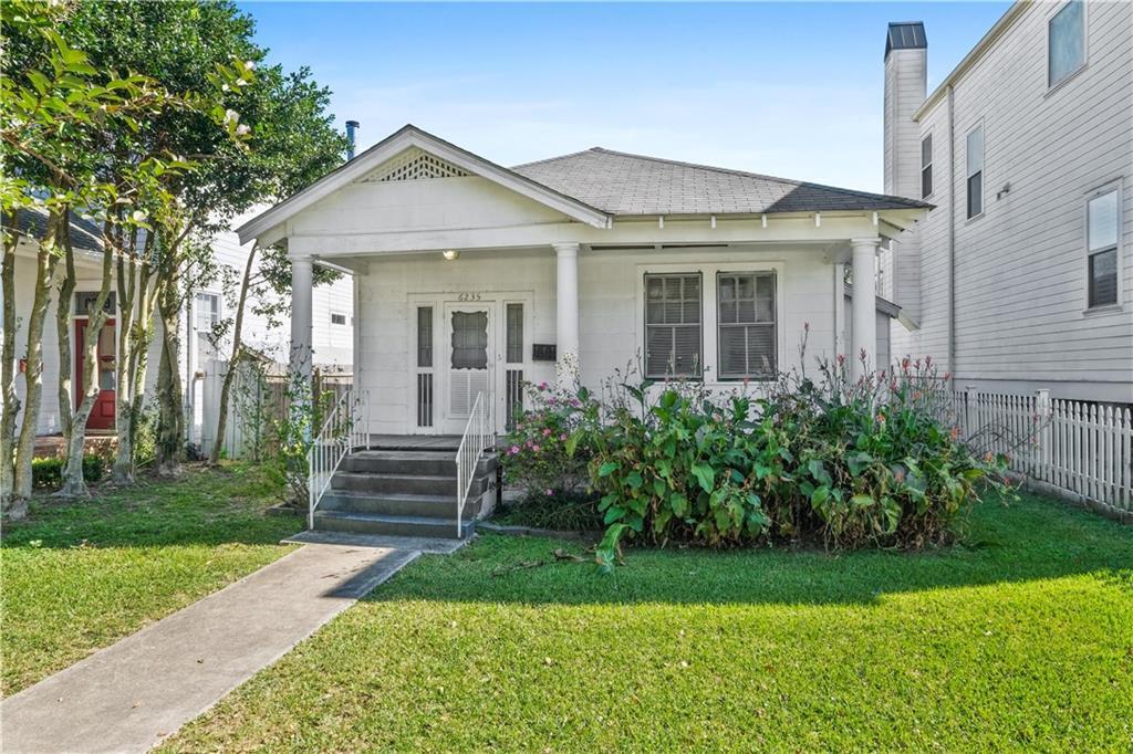 Property Photo:  6235 General Diaz Street  LA 70124 