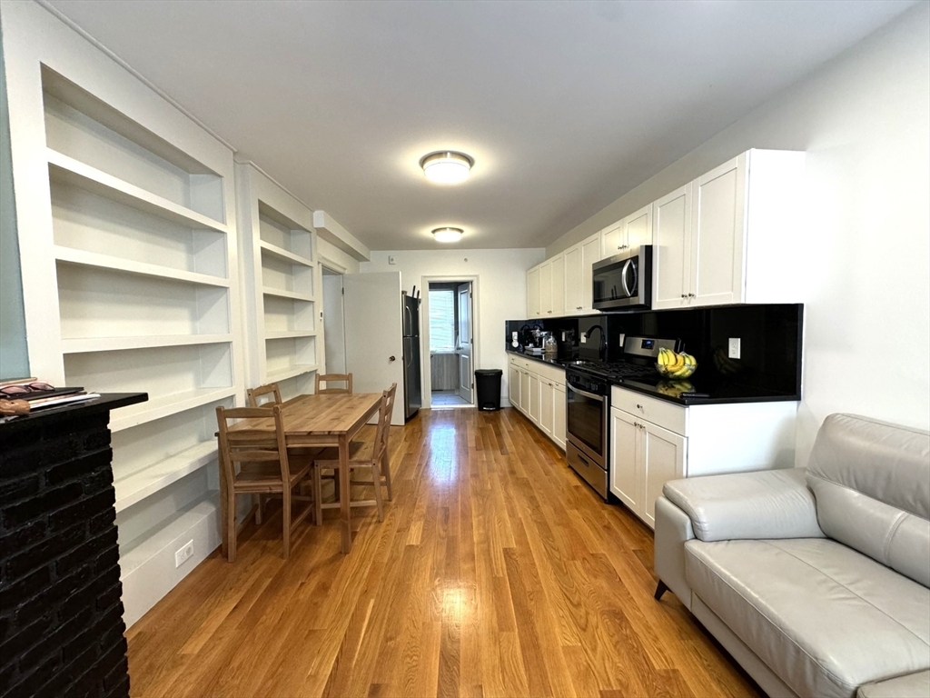 Property Photo: 810 Broadway 1B MA 02149