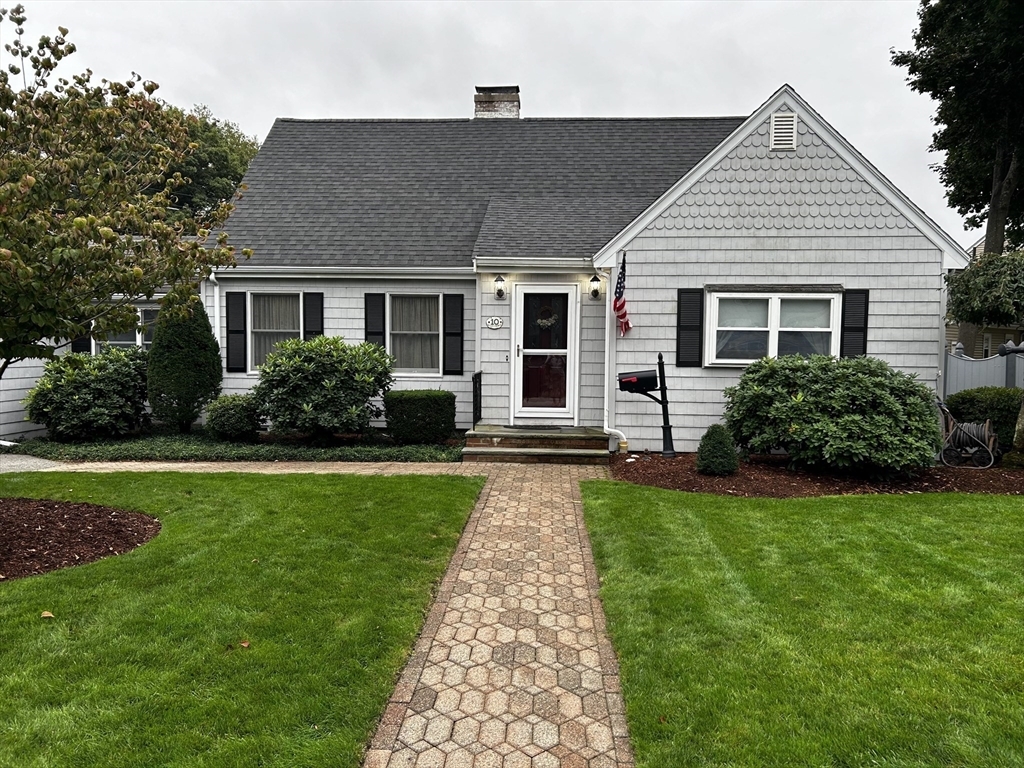 Property Photo:  10 Linden Park Drive  MA 02452 