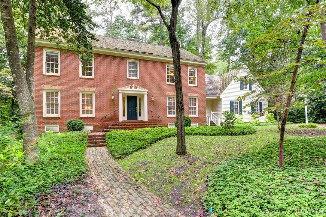 Property Photo:  129 Woodmere Court  VA 23185 