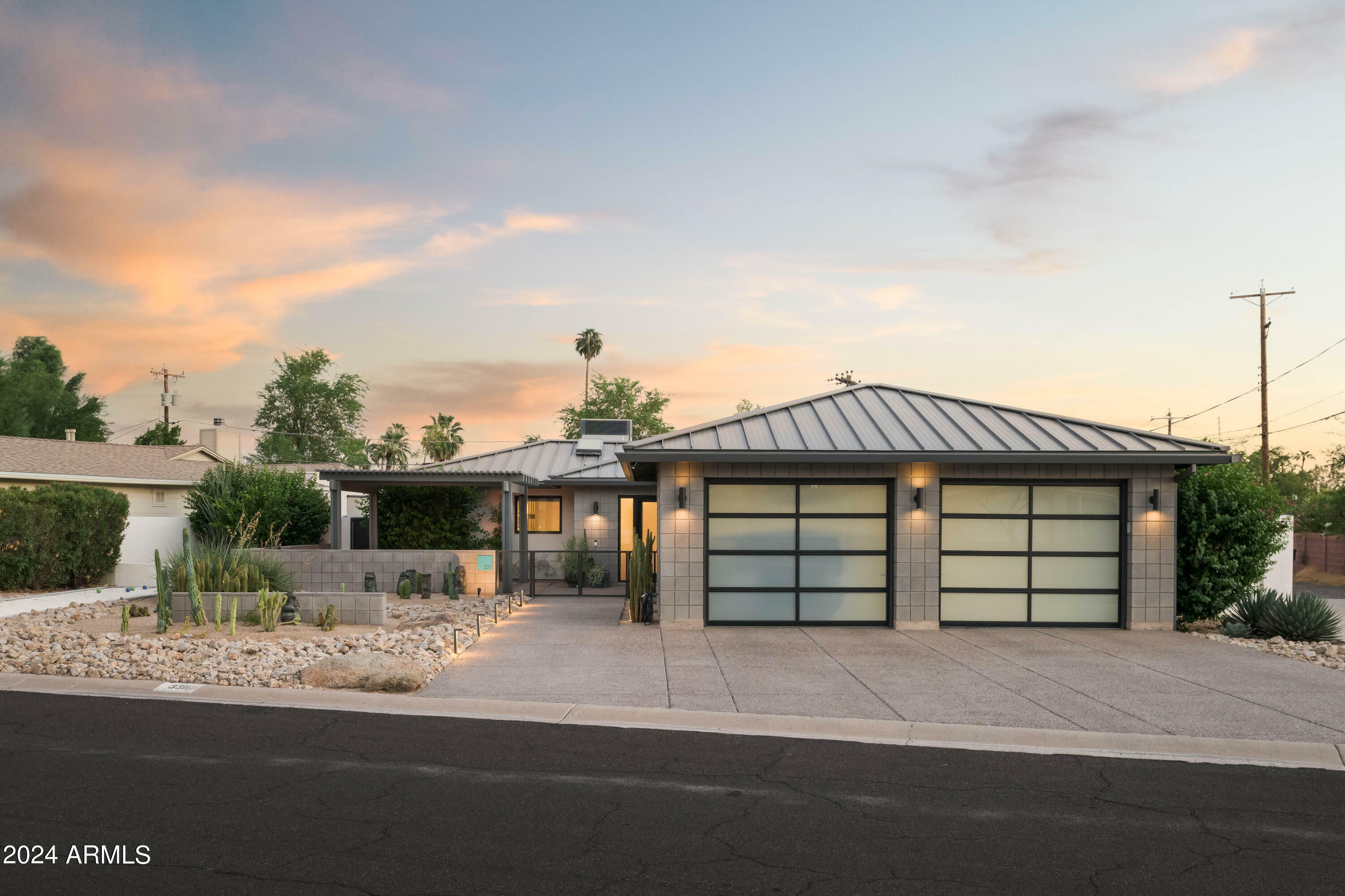 Property Photo:  3311 E Oregon Avenue  AZ 85018 