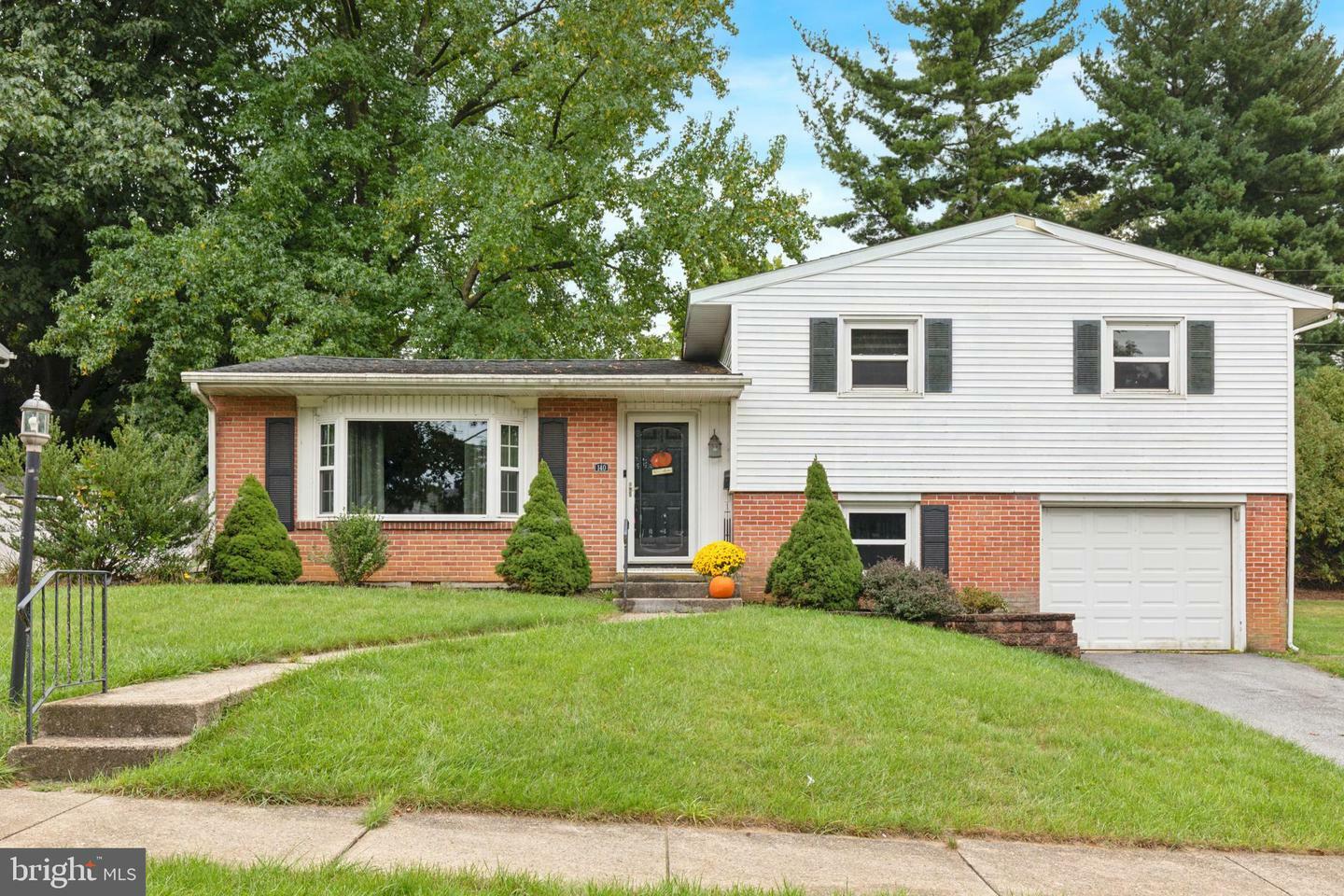 Property Photo:  140 Octagon Avenue  PA 19608 