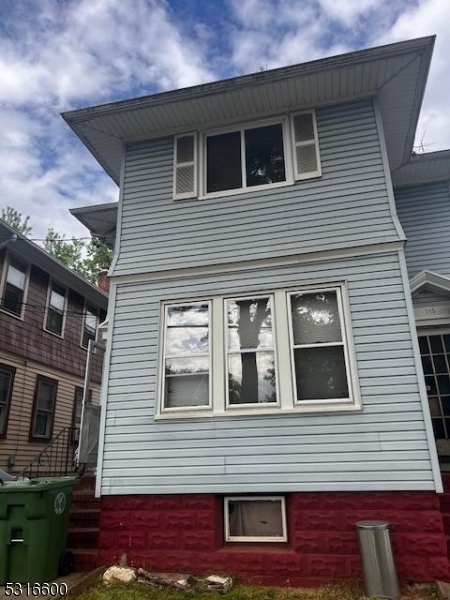 Property Photo:  315 Drake Ave 2  NJ 07203 