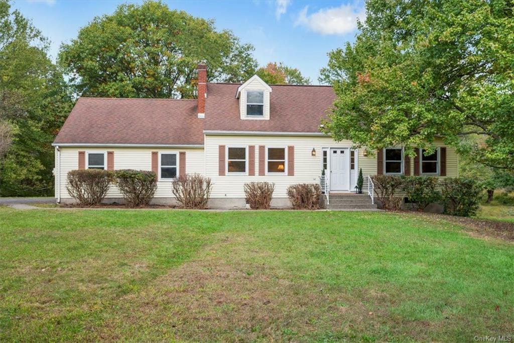 Property Photo:  5 Fox Hill Road  NY 10990 