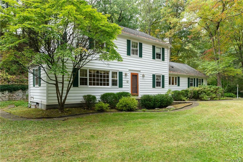 Property Photo:  32 West Lane  NY 10576 