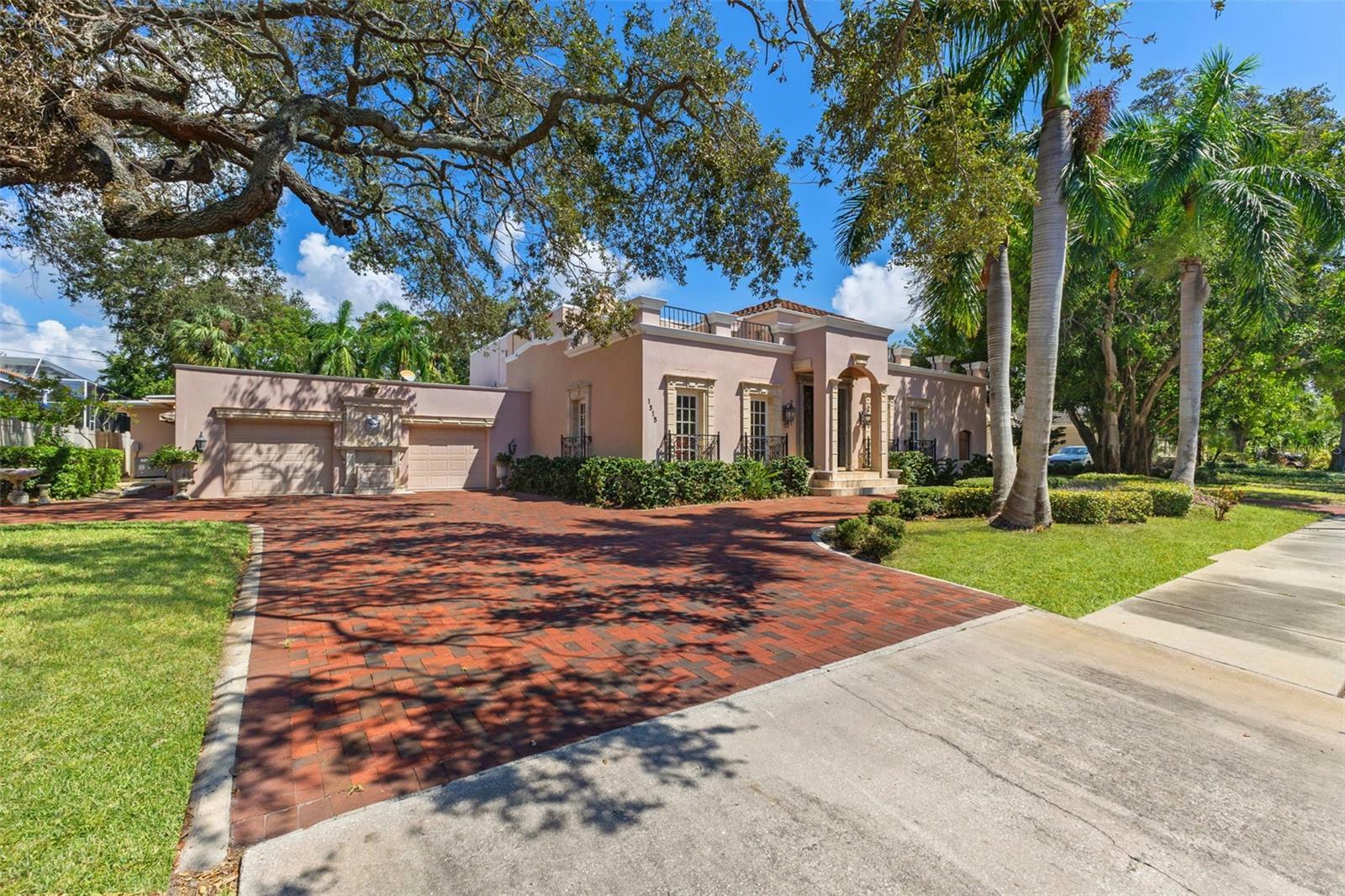 1515 Park Street N  St Petersburg FL 33710 photo
