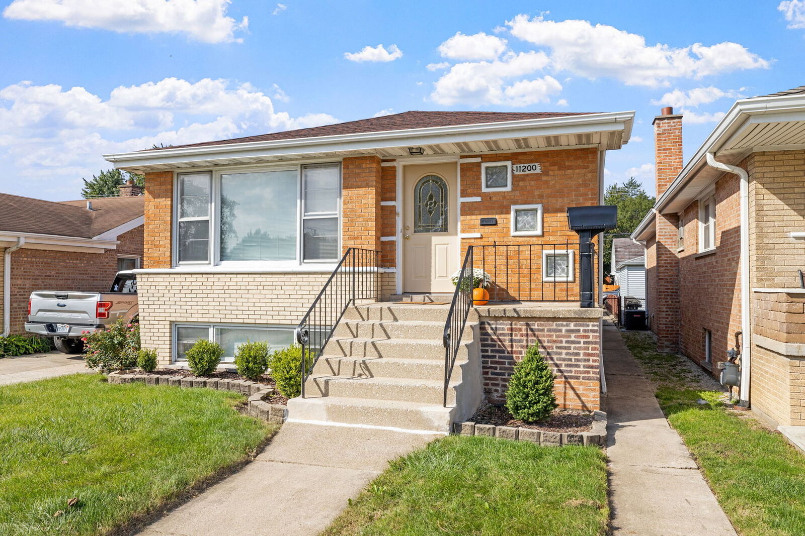 Property Photo: 11200 S Kedzie Avenue IL 60655