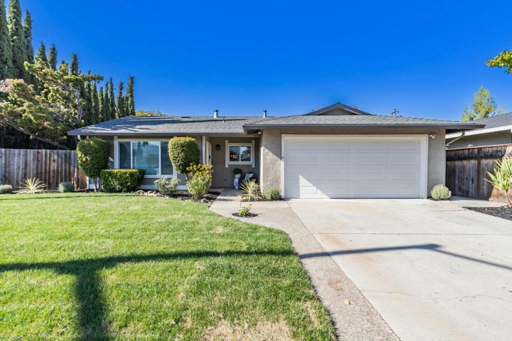 Property Photo:  1726 Merrill Loop  CA 95124 