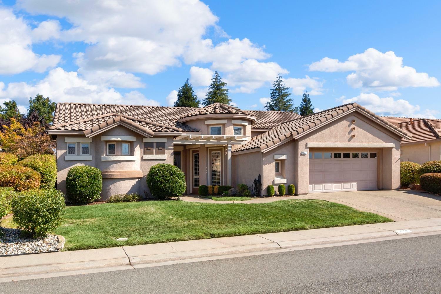 Property Photo:  1244 Magnolia Lane  CA 95648 