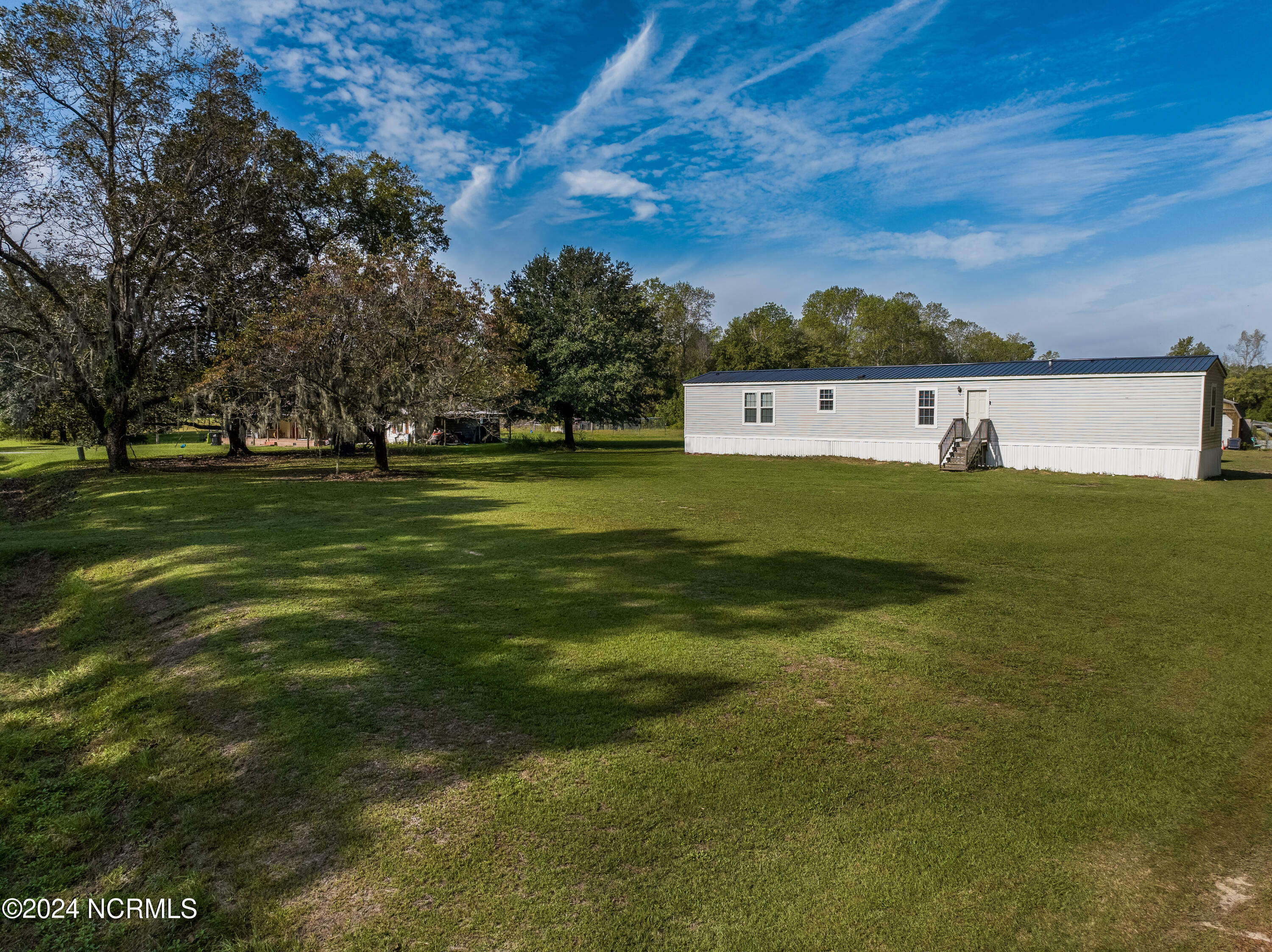 Property Photo:  277 Sandy Pit Road  NC 28463 