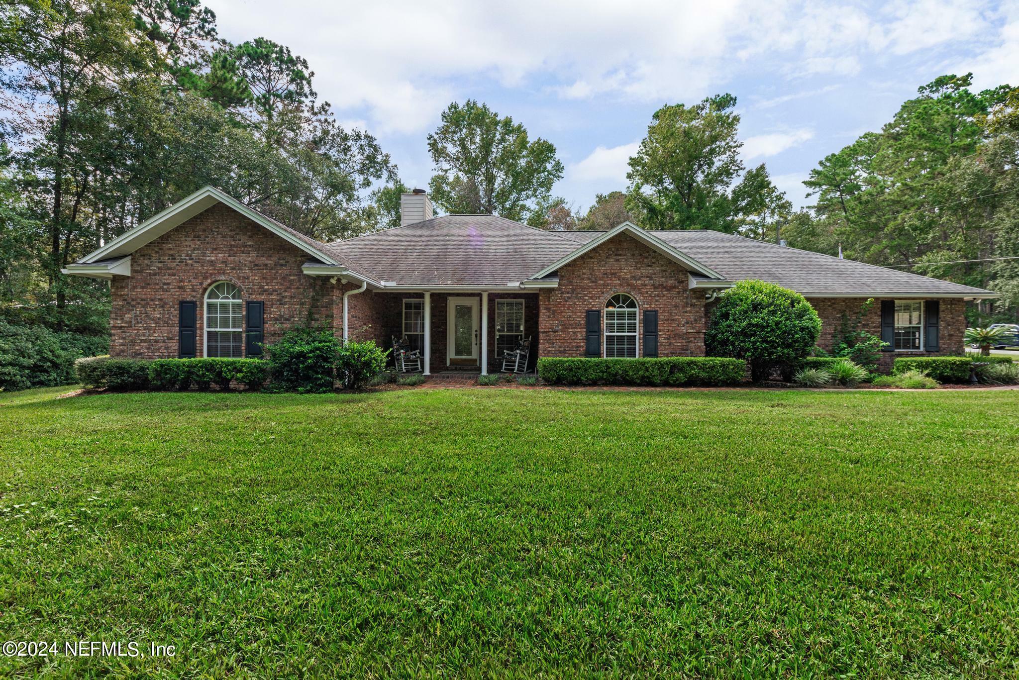 Property Photo:  4207 Maize Court  FL 32068 