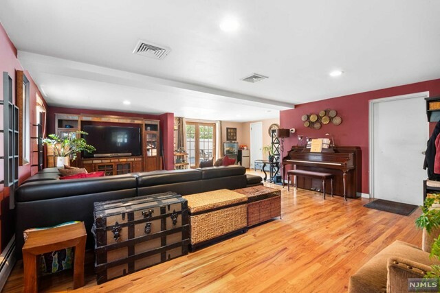 Property Photo:  1036 Maple Avenue  NJ 07657 