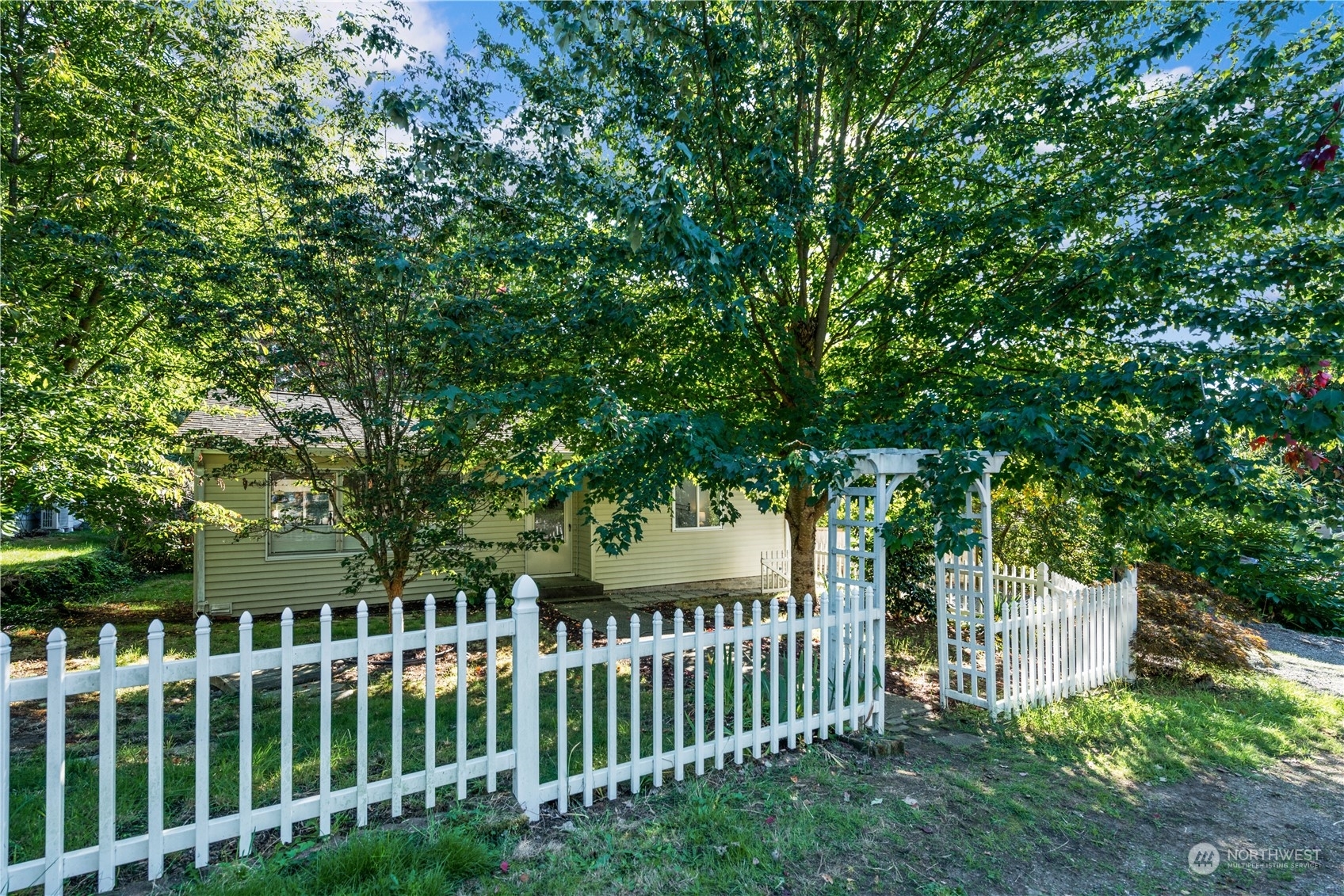 Property Photo:  3539 NE 130th Street  WA 98125 