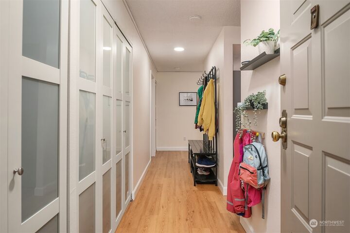 Property Photo: 701 17th Avenue 101 WA 98122