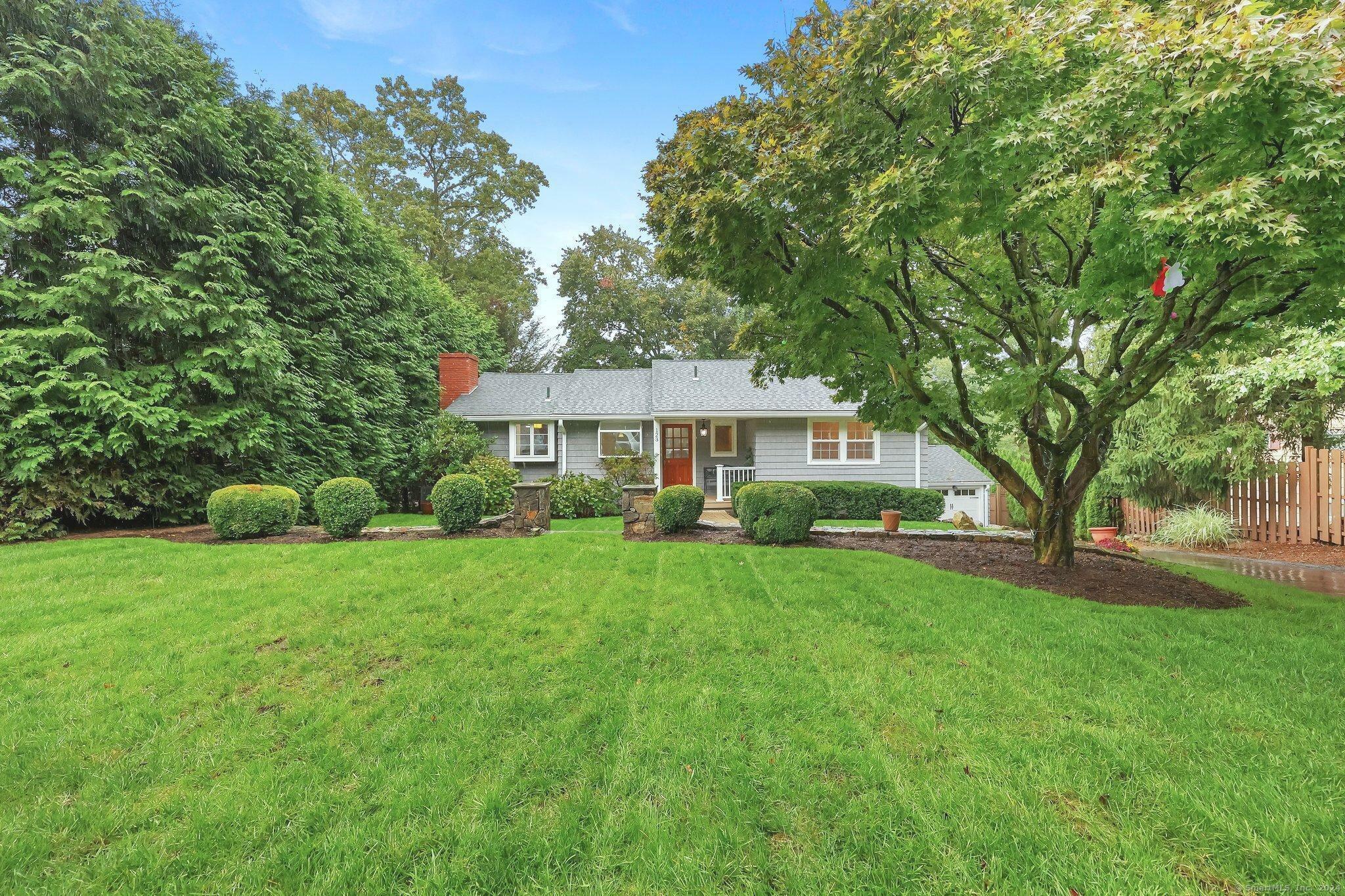 Property Photo:  123 Brook Run Lane  CT 06905 