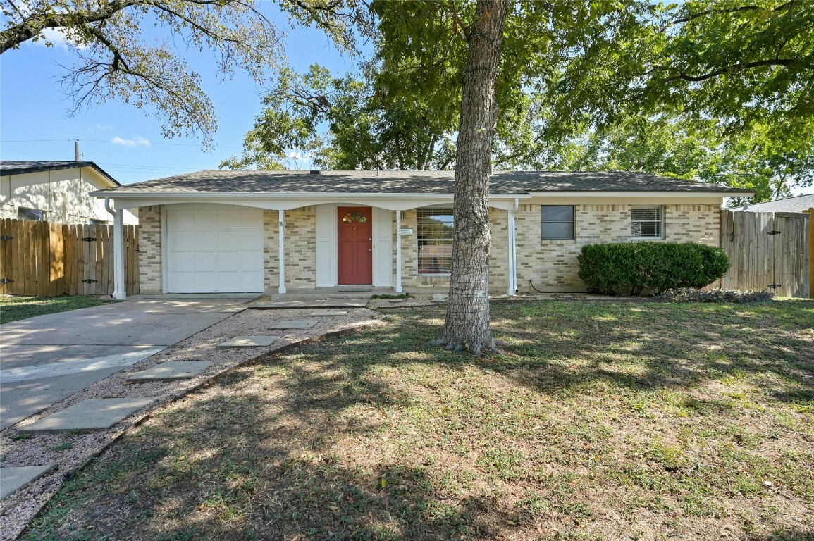 Property Photo:  8407 Stillwood Lane  TX 78757 