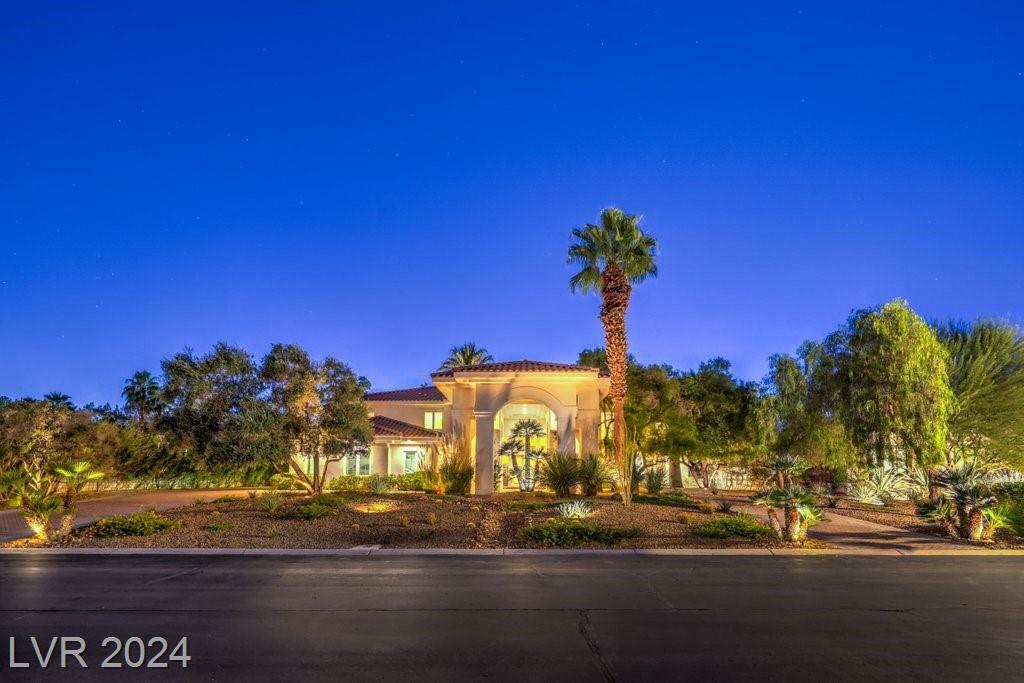 Property Photo:  1509 Golden Oak Drive  NV 89117 