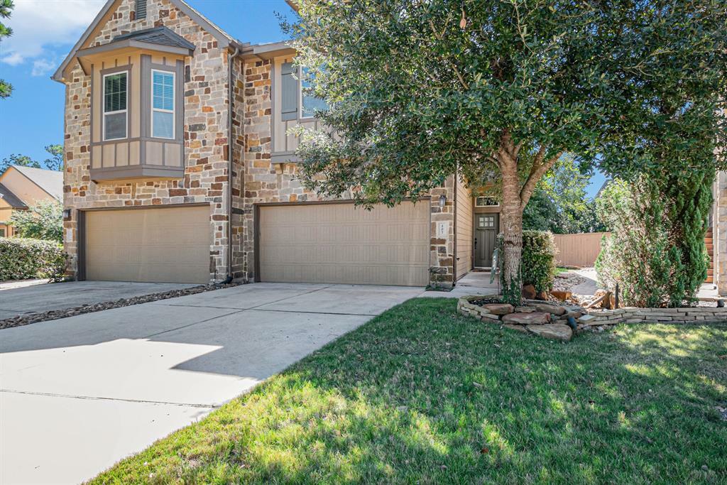 Property Photo:  207 Cheswood Forest Place  TX 77316 