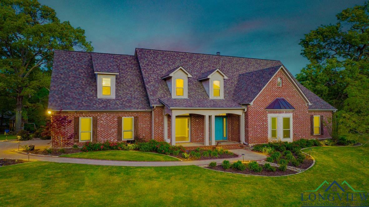 Property Photo: 311 Twin Oaks Drive TX 75605