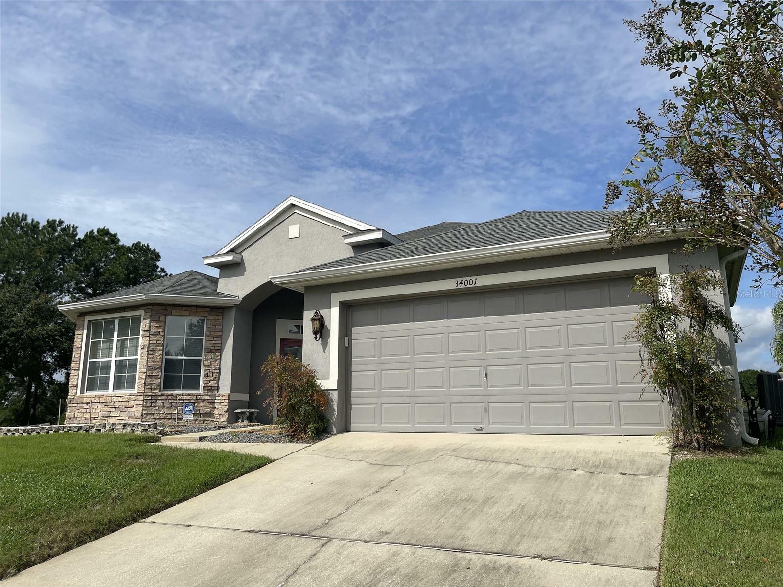 Property Photo:  34001 Fortunado Street  FL 32776 