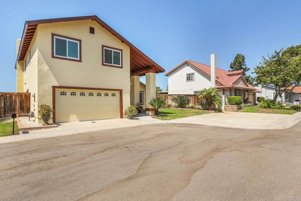 Property Photo:  1582 Crown Point Court  CA 91911 