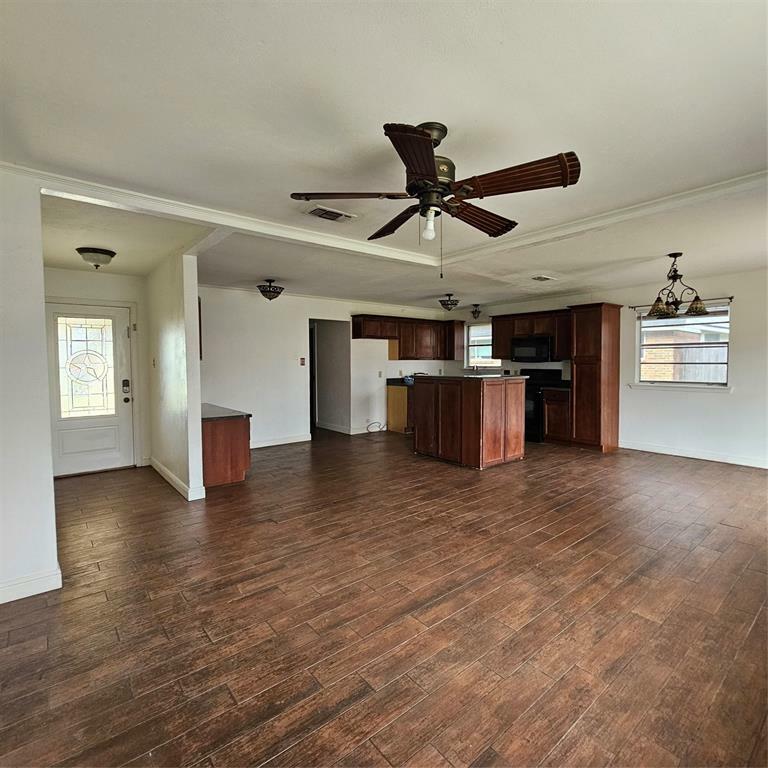 Property Photo:  159 SE Gardens Boulevard  TX 76028 