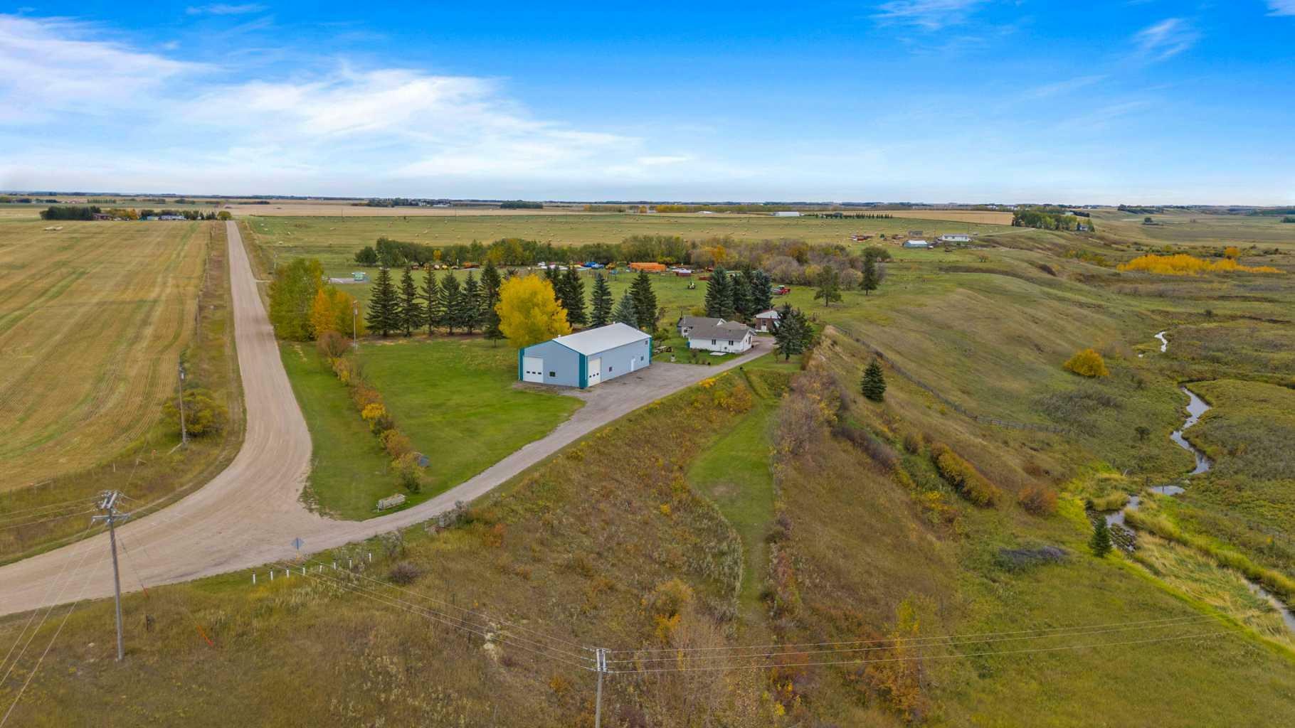 Photo de la propriété:  1379 Township Road 312 A  AB T0M 0W0 