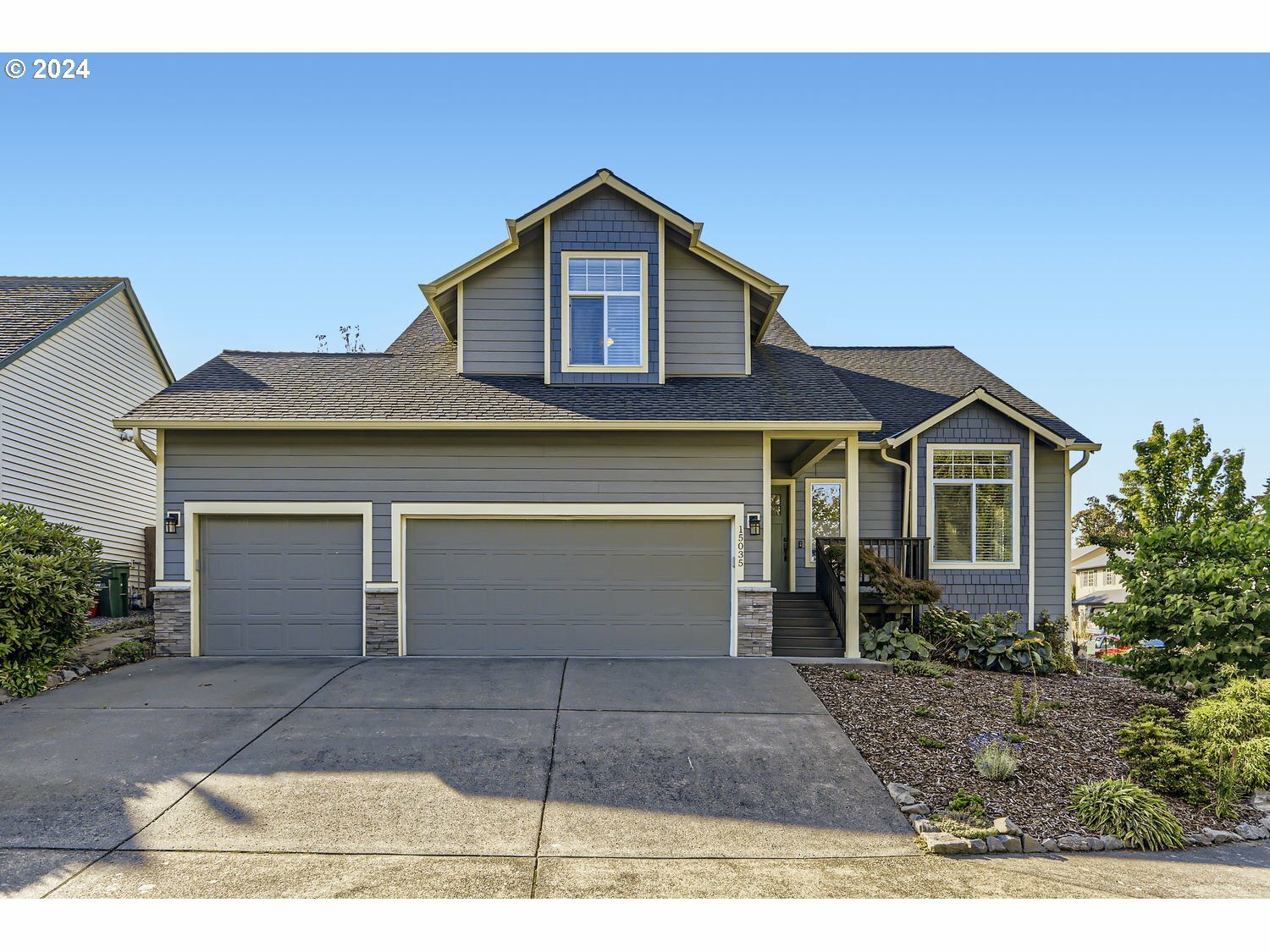 Property Photo:  15035 SE Pinegrove Loop  OR 97015 