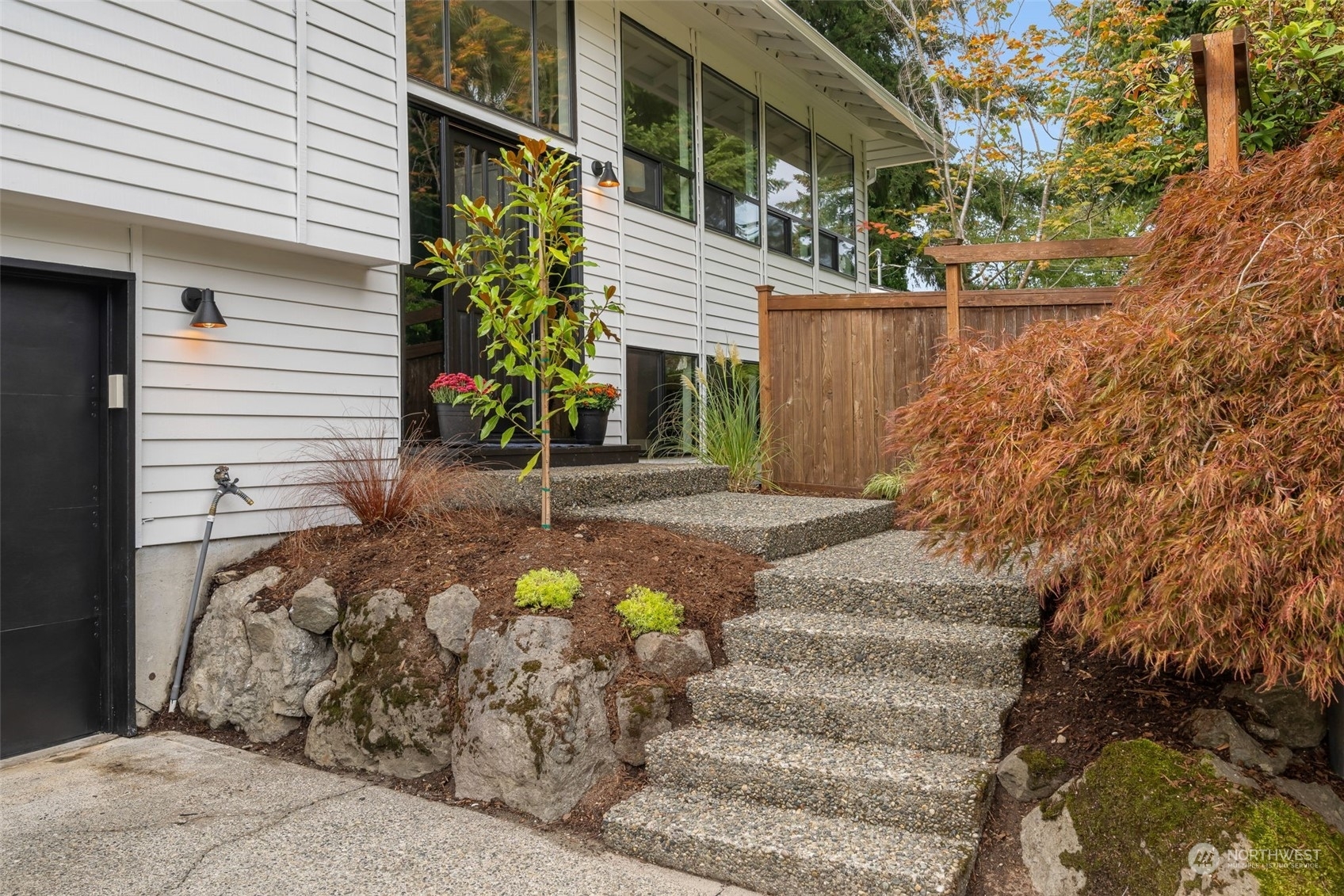 Property Photo:  6107 122nd Avenue SE  WA 98006 