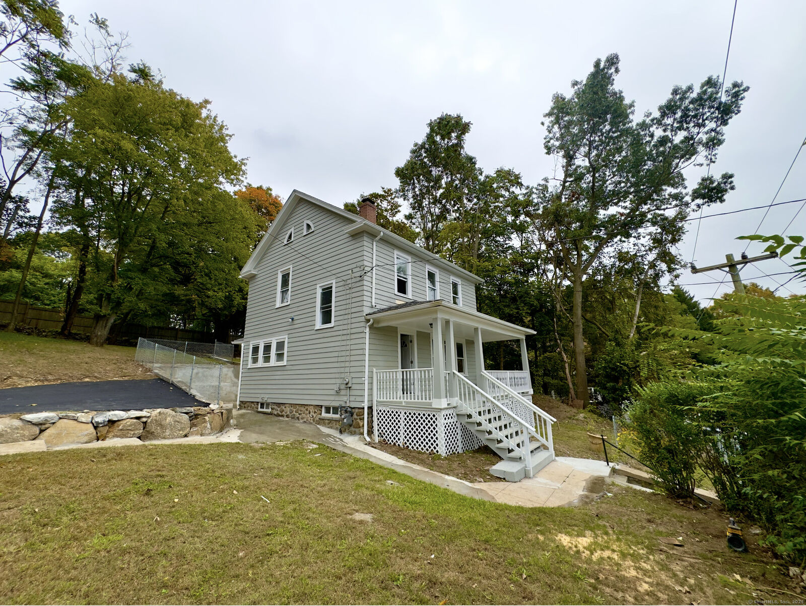 Property Photo:  70 Niagara Street  CT 06705 