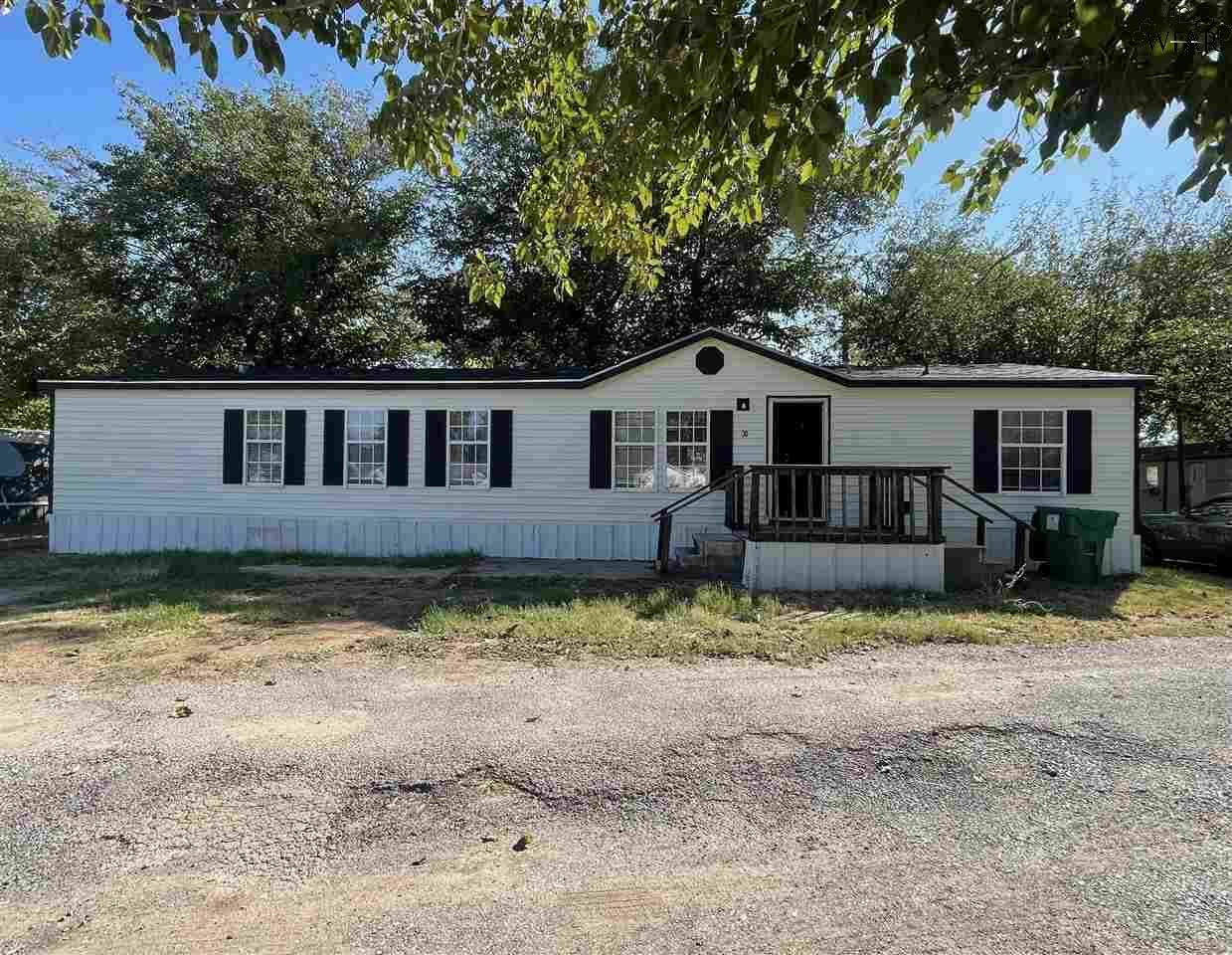 209 S Avenue B Lot 30  Burkburnett TX 76354 photo