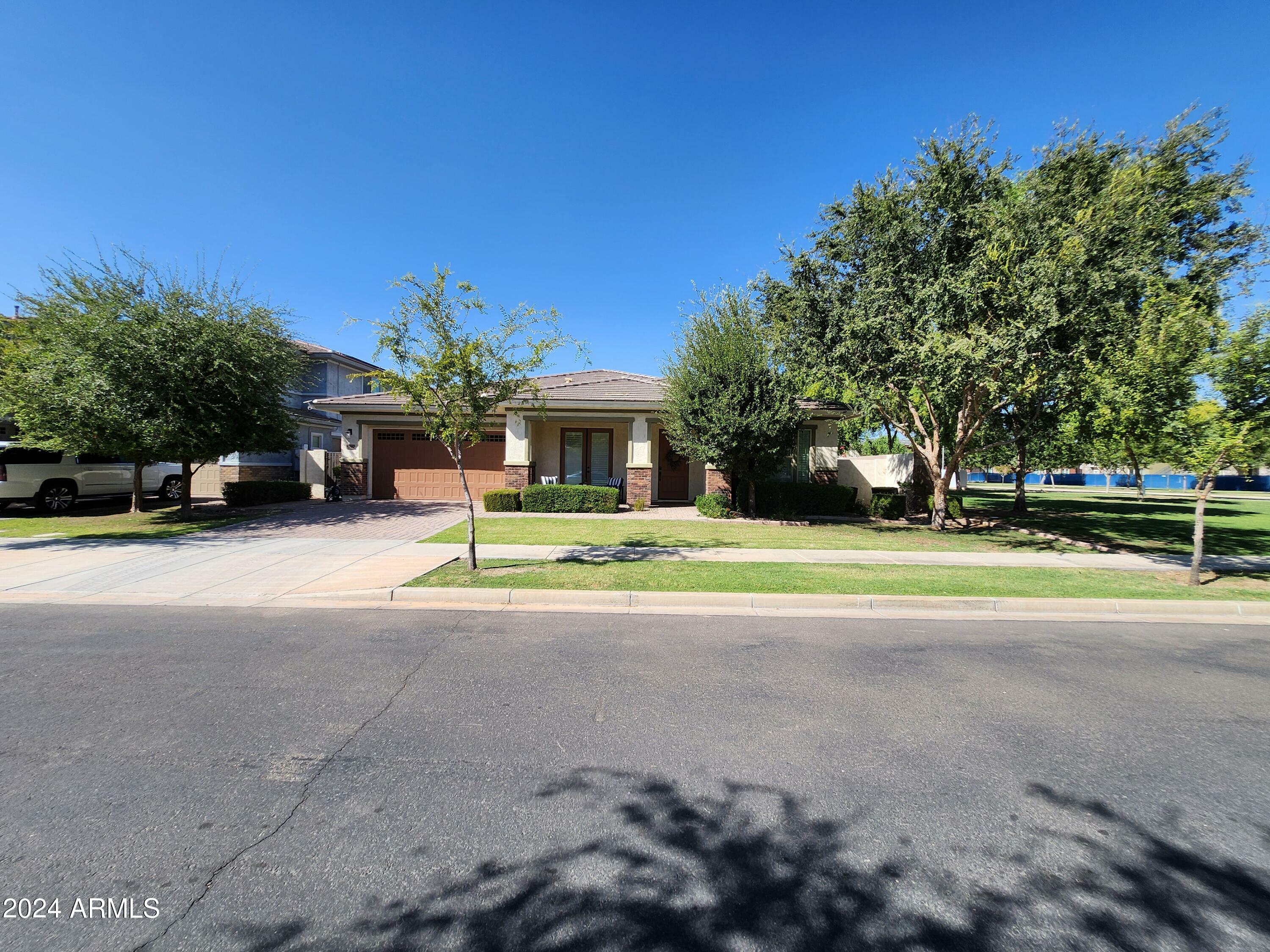 Property Photo:  4290 E Sierra Madre Avenue  AZ 85296 