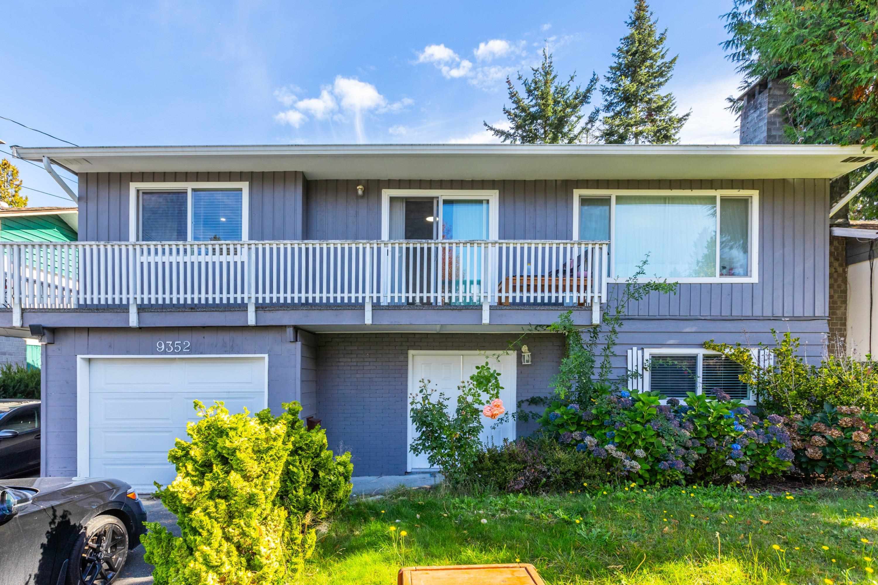 Photo de la propriété:  9352 119 Street  BC V4C 6M6 