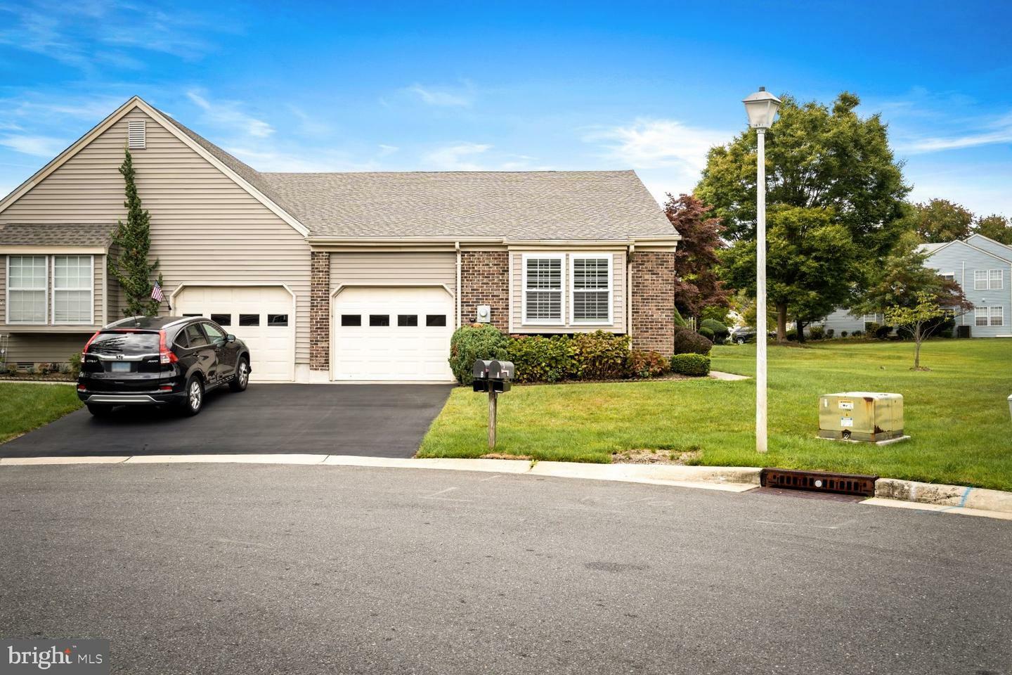 Property Photo:  3 Durham Court A  NJ 08831 