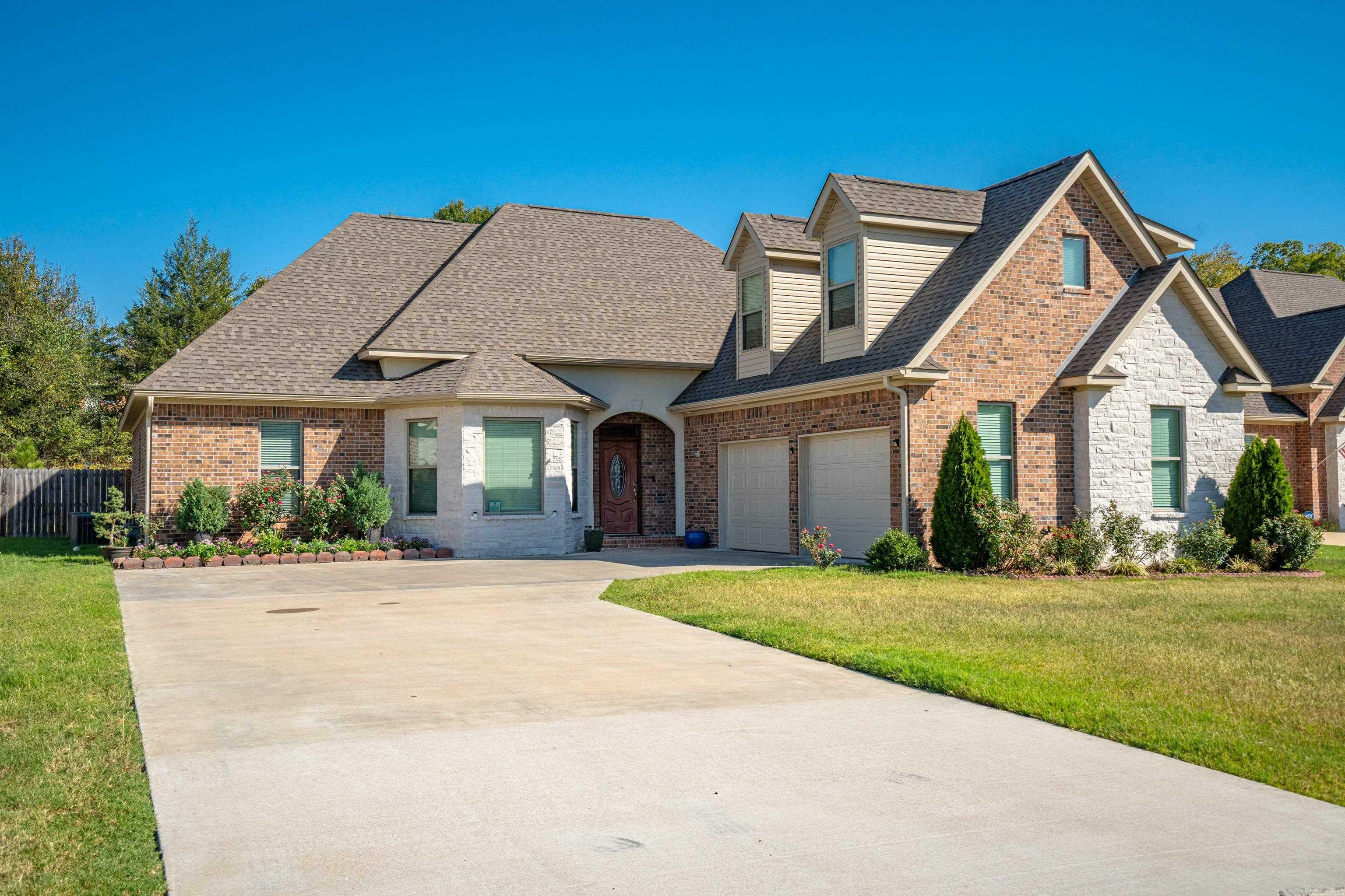 Property Photo:  125 Coneflower Court  AR 71901 