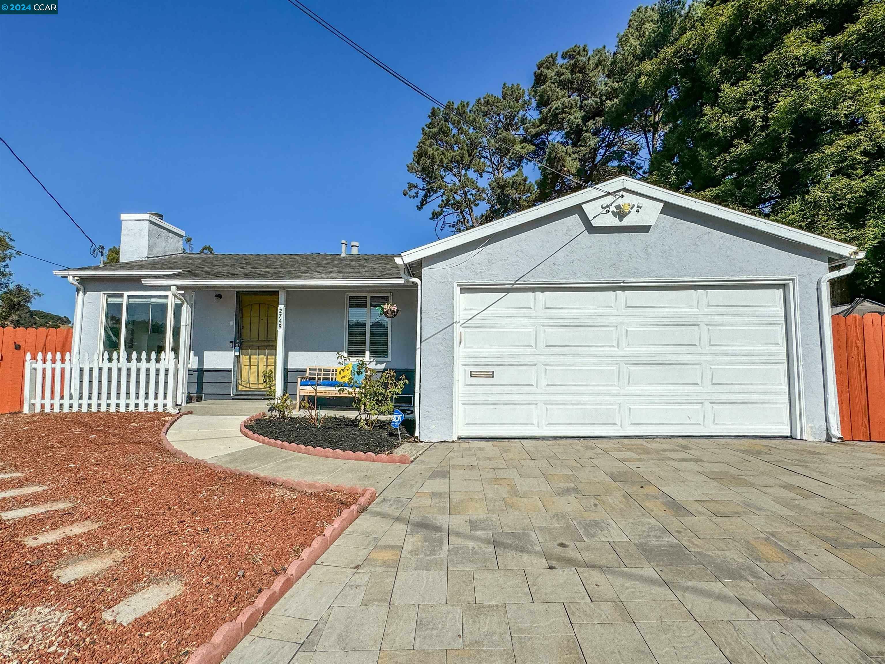 Property Photo:  2749 Ruff Ct  CA 94564 