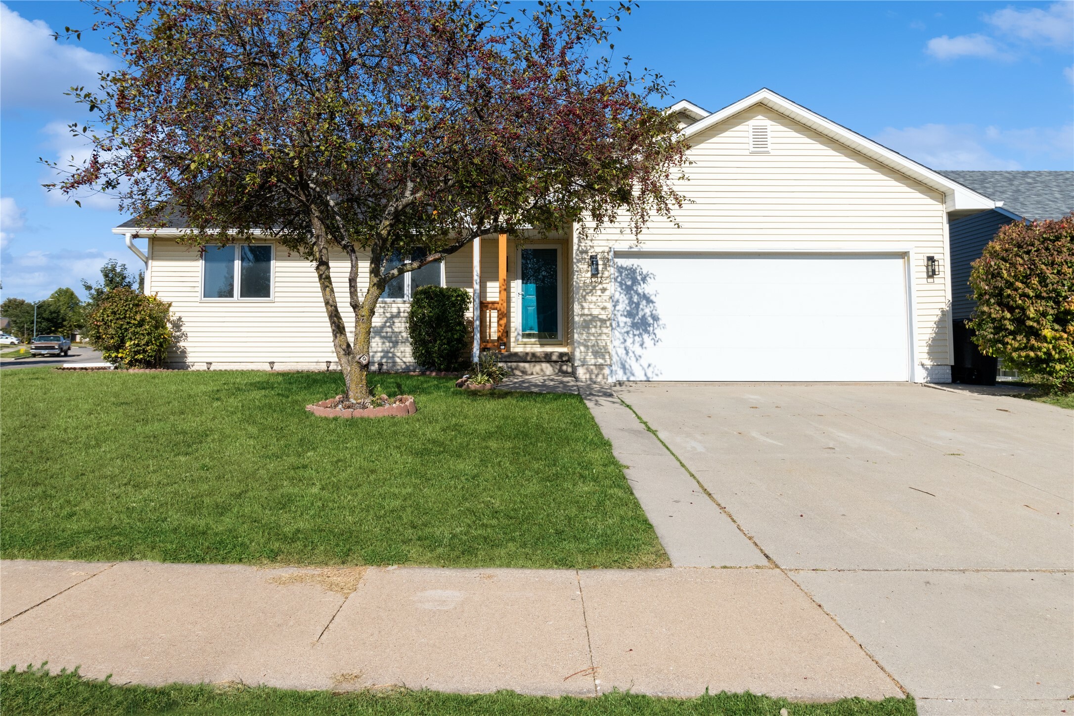 Property Photo:  2628 Bent Ridge Court  IA 50320 