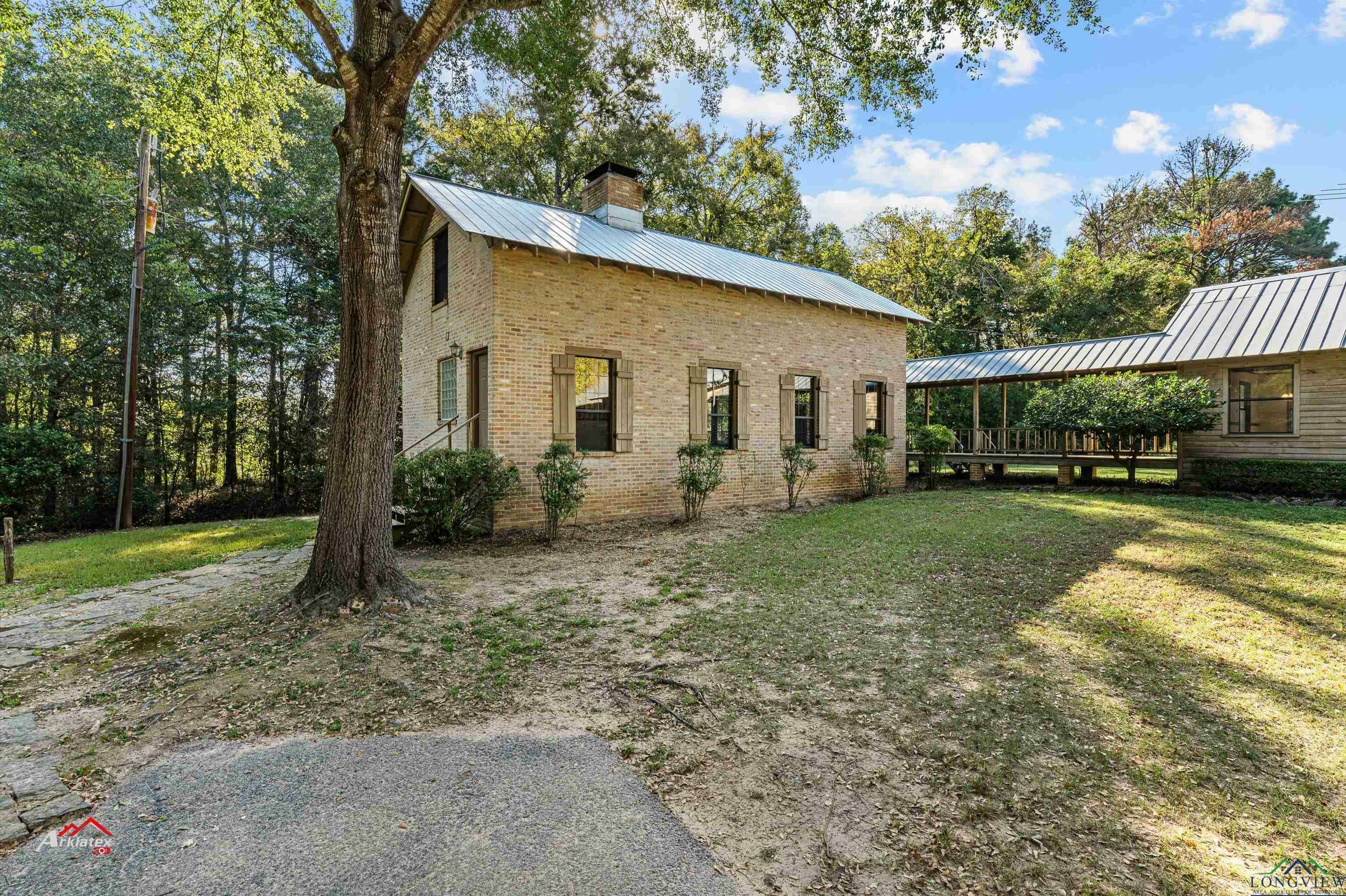 Property Photo:  4176 N Fm 2274 Fm 235/Cr 4407  TX 75766 