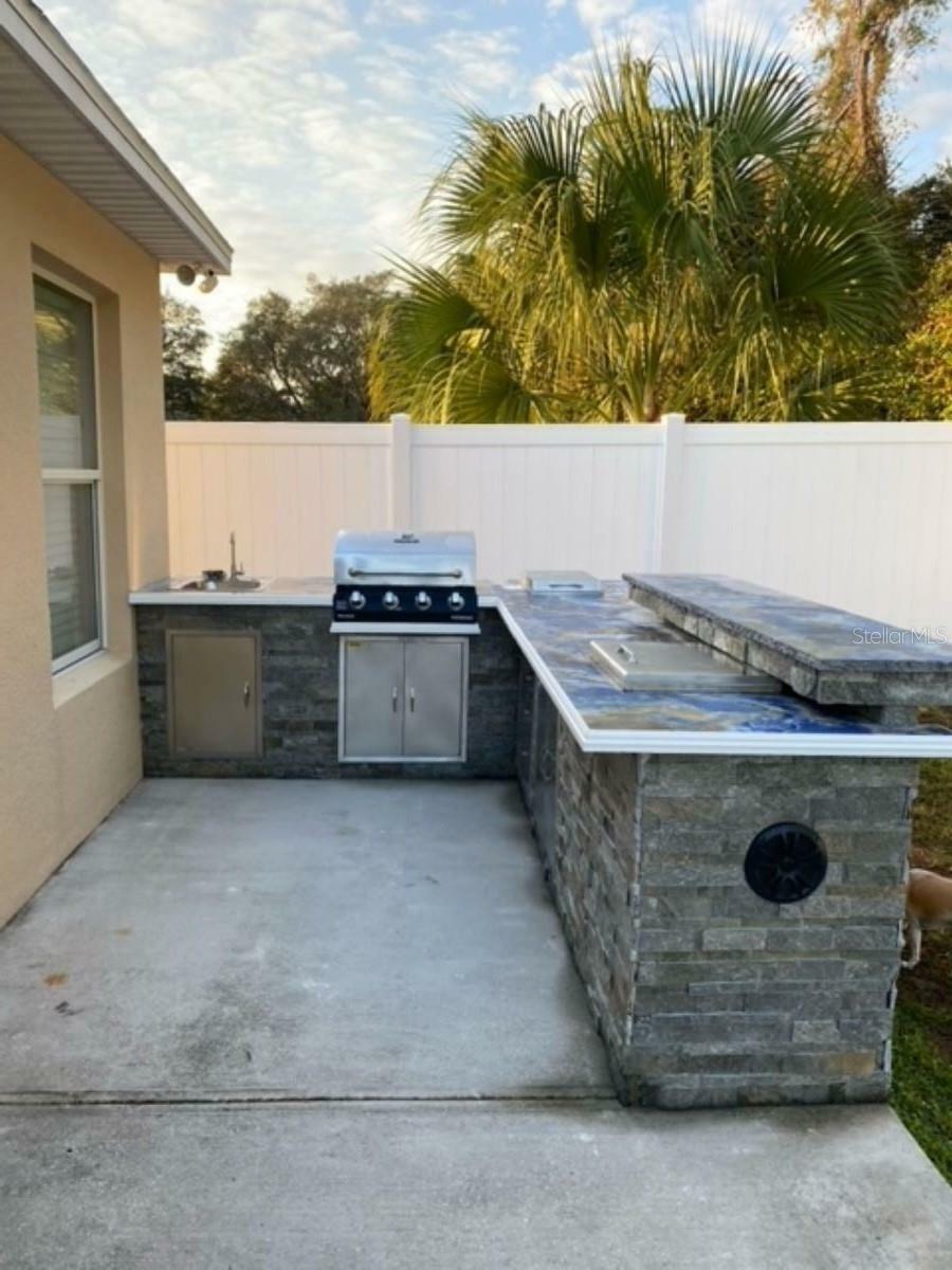 Property Photo:  7261 Wakeview Drive  FL 33896 