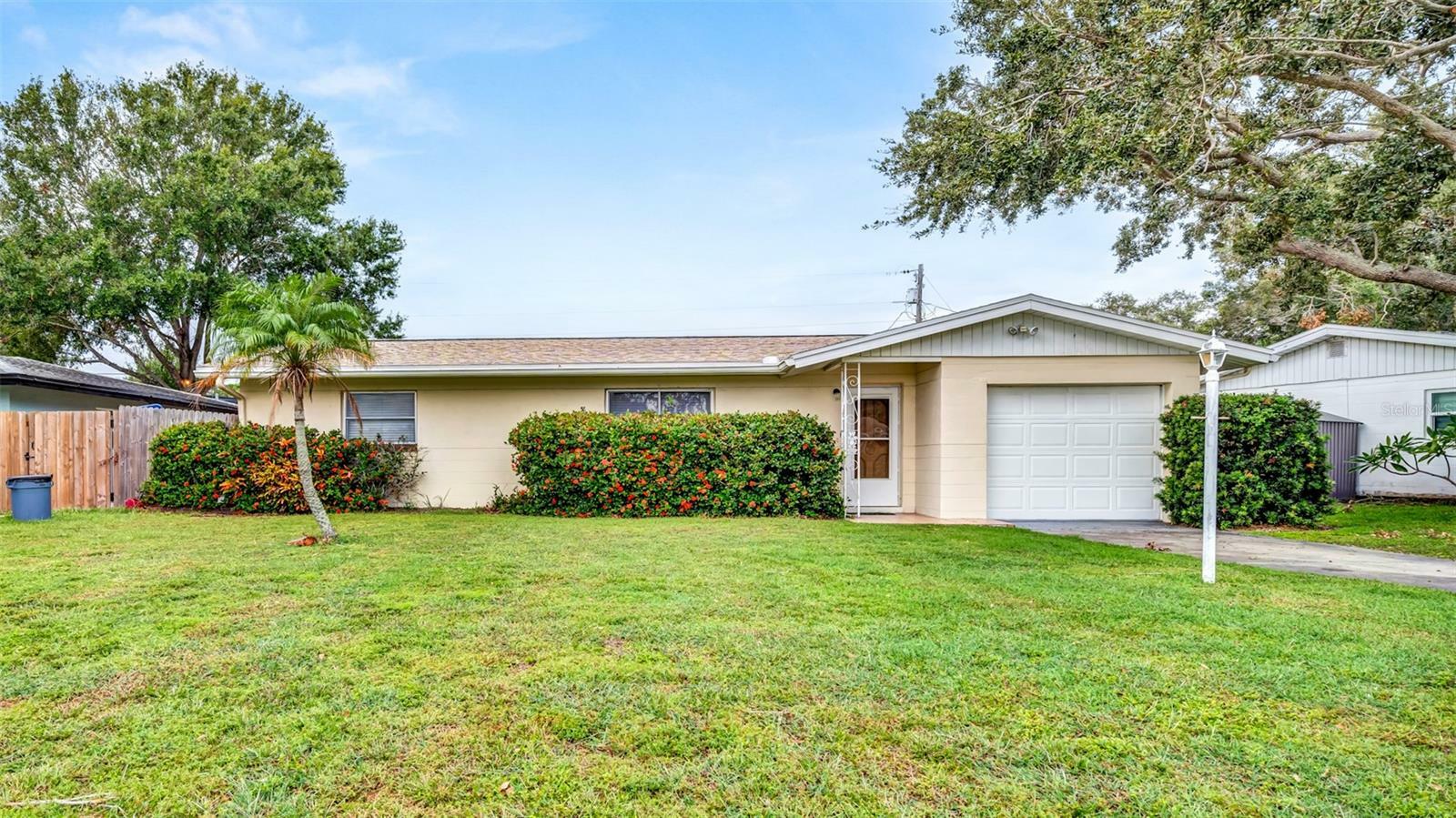 Property Photo:  8470 121st Street  FL 33772 