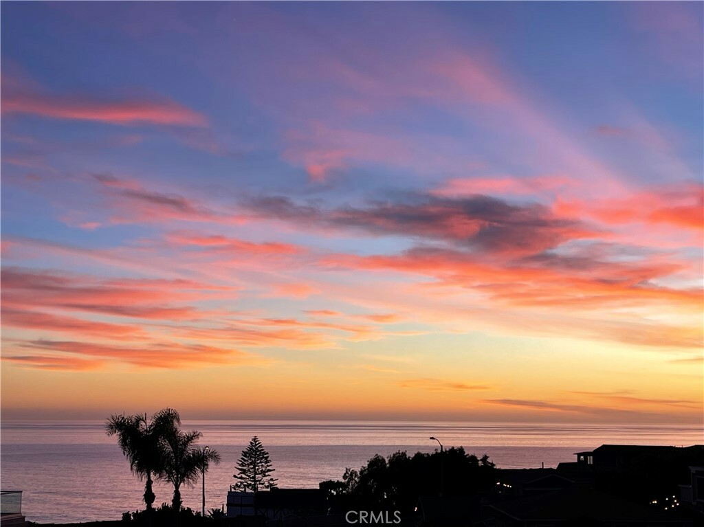 320 Ashton Drive  Laguna Beach CA 92651 photo