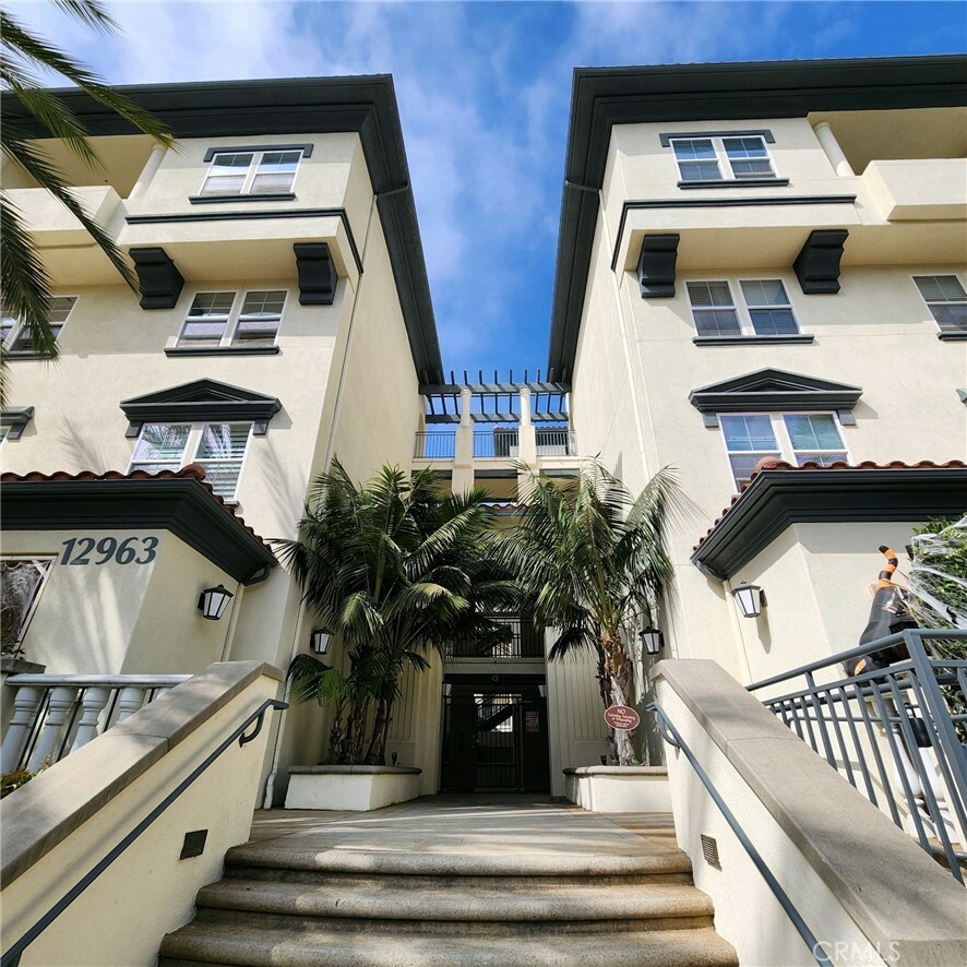 Property Photo:  12963 Runway Road Street 113  CA 90094 