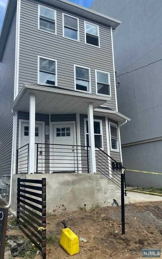 357 Hamilton Avenue 2nd Floor  Paterson NJ 07501 photo